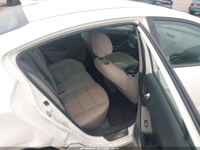 45549428 :رقم المزاد ، KNAFX4A68F5385123 vin ، 2015 Kia Forte Lx مزاد بيع