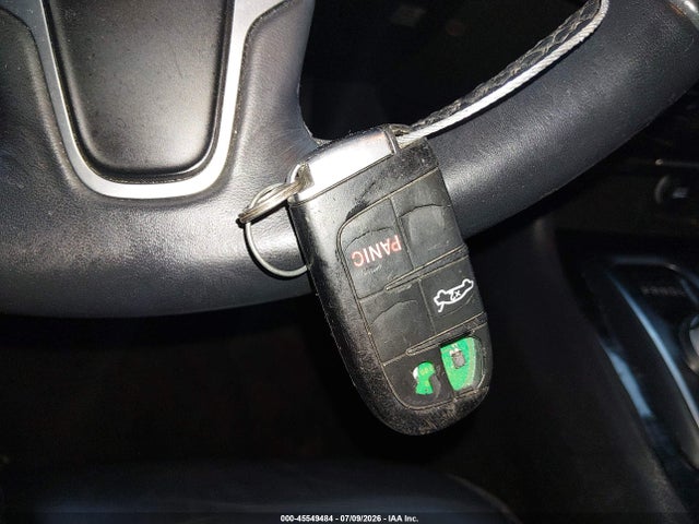 2015 Chrysler 300 Limited მანქანა იყიდება აუქციონზე, vin: 2C3CCAAG4FH904299, აუქციონის ნომერი: 45549484