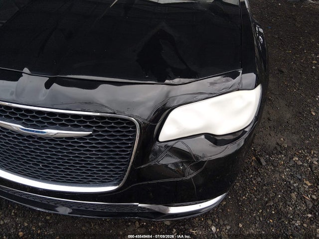 2015 Chrysler 300 Limited მანქანა იყიდება აუქციონზე, vin: 2C3CCAAG4FH904299, აუქციონის ნომერი: 45549484