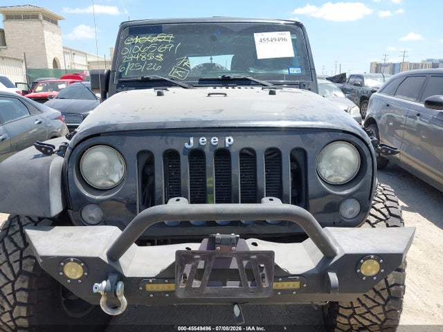 1C4BJWDG2EL244853 Jeep Wrangler Unlimited Sport