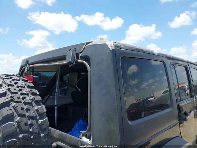1C4BJWDG2EL244853 Jeep Wrangler Unlimited Sport