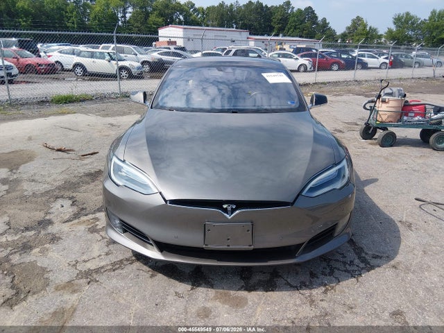 Tesla Model S 60/70/75/85 2016 5YJSA1E12GF146618 Image 12