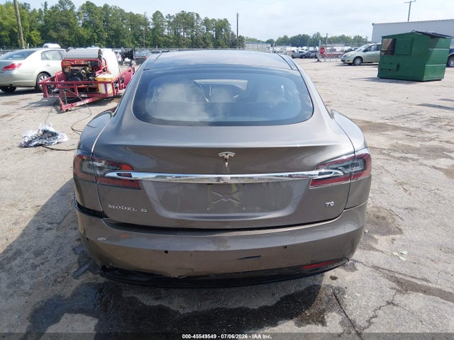 Tesla Model S 60/70/75/85 2016 5YJSA1E12GF146618 Image 16