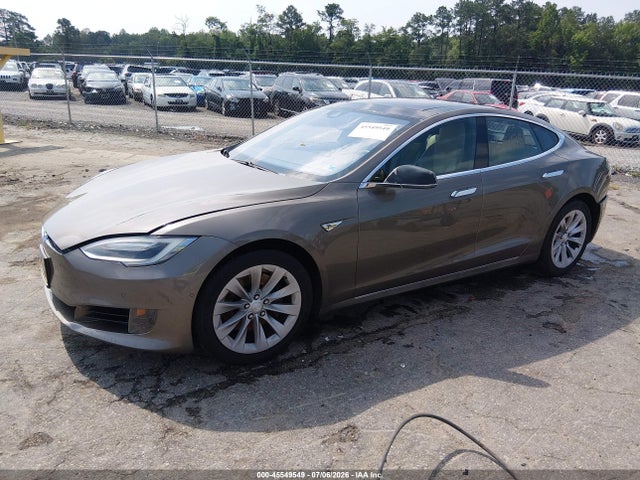 Tesla Model S 60/70/75/85 2016 5YJSA1E12GF146618 Image 2