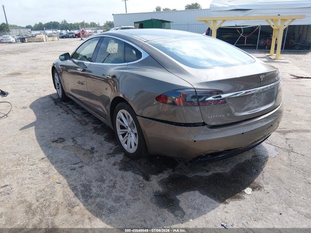 Tesla Model S 60/70/75/85 2016 5YJSA1E12GF146618 Image 3