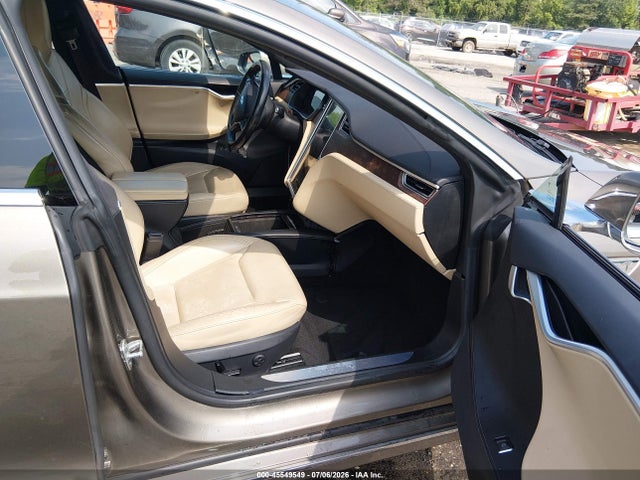 Tesla Model S 60/70/75/85 2016 5YJSA1E12GF146618 Image 5
