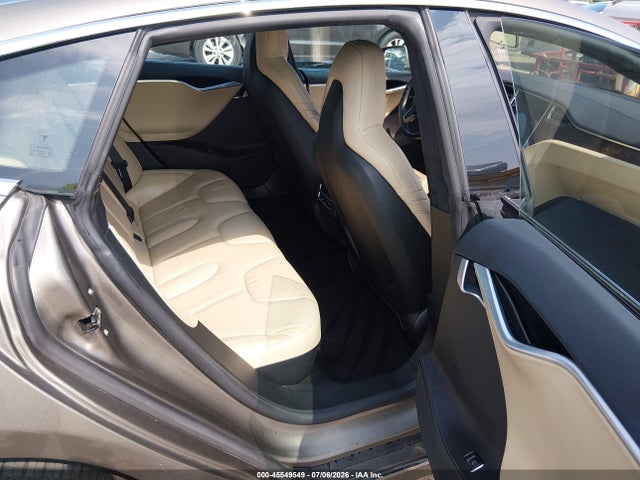 Tesla Model S 60/70/75/85 2016 5YJSA1E12GF146618 Image 8