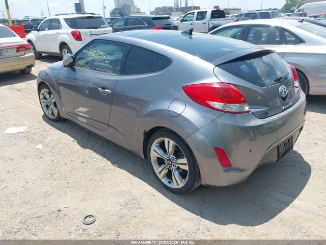 Auction sale of the 2013 Hyundai Veloster Base W/black, vin: KMHTC6AD1DU146359, lot number: 45549571