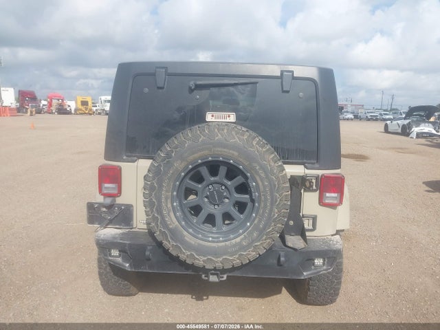 45549581 :رقم المزاد ، 1C4BJWEG6JL894682 vin ، 2018 Jeep Wrangler Jk Unlimited Sahara 4x4 مزاد بيع