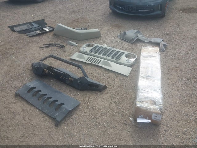 45549581 :رقم المزاد ، 1C4BJWEG6JL894682 vin ، 2018 Jeep Wrangler Jk Unlimited Sahara 4x4 مزاد بيع