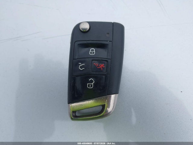Продаж на аукціоні авто 2015 Volkswagen Golf Gti 2.0t Se 4-door, vin: 3VW5T7AU6FM011045, номер лоту: 45549600