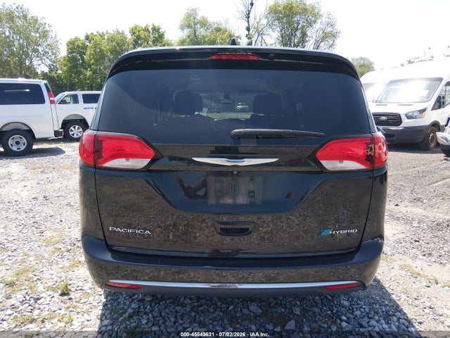 45549631 :رقم المزاد ، 2C4RC1H73HR765081 vin ، 2017 Chrysler Pacifica Hybrid Touring Plus مزاد بيع