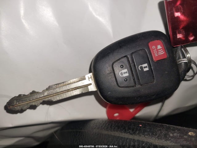 Toyota RAV4 LE 2014 JTMBFREV4ED063747 Image 11
