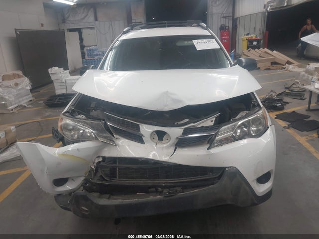 Toyota RAV4 LE 2014 JTMBFREV4ED063747 Image 13