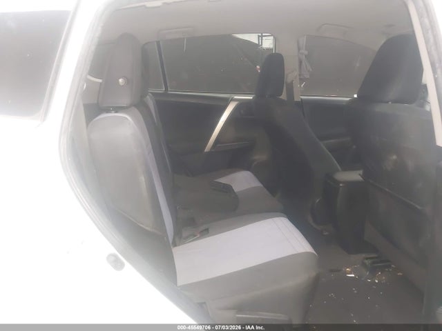 Toyota RAV4 LE 2014 JTMBFREV4ED063747 Image 8