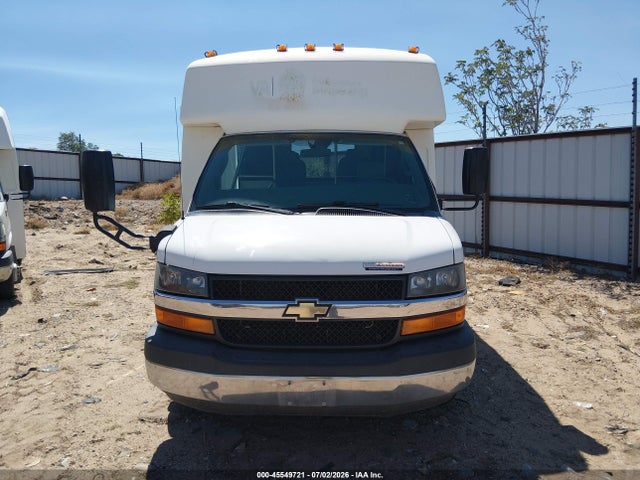 2016 Chevrolet Express Cutaway 4500 Diesel მანქანა იყიდება აუქციონზე, vin: 1GB6GUBL0G1150686, აუქციონის ნომერი: 45549721
