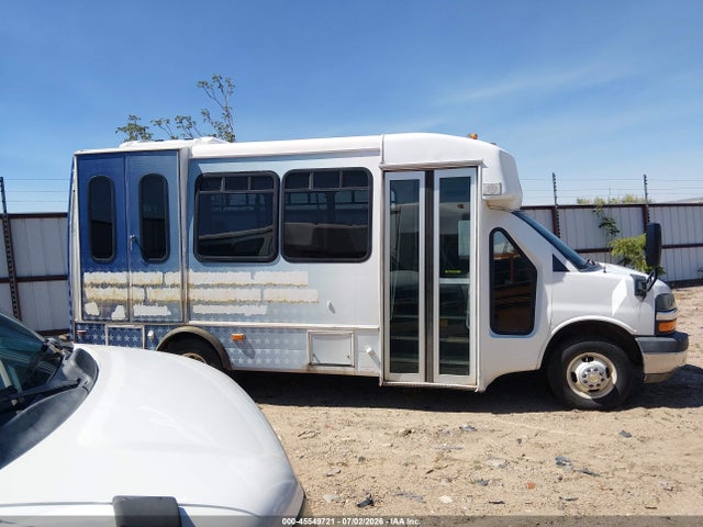 2016 Chevrolet Express Cutaway 4500 Diesel მანქანა იყიდება აუქციონზე, vin: 1GB6GUBL0G1150686, აუქციონის ნომერი: 45549721