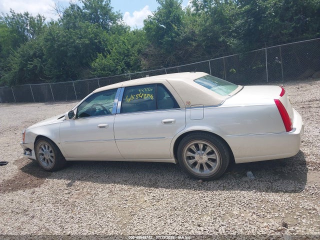 45549742 :رقم المزاد ، 1G6KD57Y38U188218 vin ، 2008 Cadillac Dts 1sc مزاد بيع