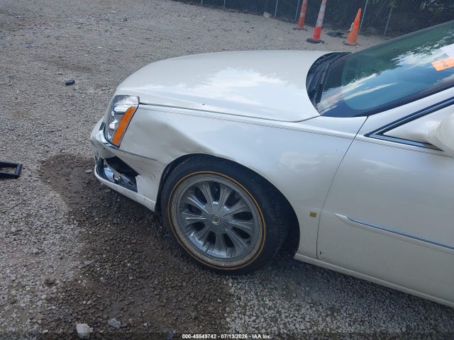 45549742 :رقم المزاد ، 1G6KD57Y38U188218 vin ، 2008 Cadillac Dts 1sc مزاد بيع