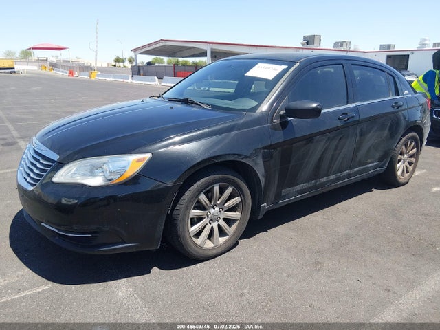1C3CCBBG5EN113953 Chrysler 200 Touring