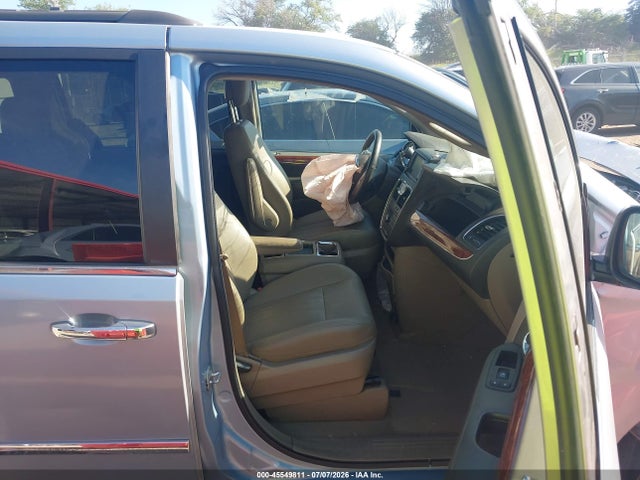 45549811 :رقم المزاد ، 2C4RC1BG2GR255389 vin ، 2016 Chrysler Town & Country Touring مزاد بيع