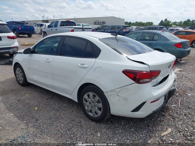 45549830 :رقم المزاد ، 3KPA24AD1ME372547 vin ، 2021 Kia Rio S مزاد بيع