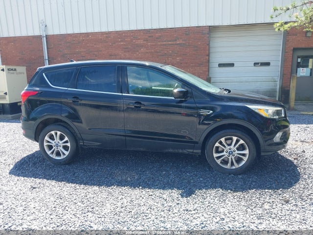 Ford ESCAPE SE 2019 1FMCU9GD3KUA36884 Image 16