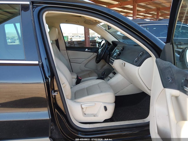 Продажа на аукционе авто 2016 Volkswagen Tiguan Se, vin: WVGAV7AX8GW501196, номер лота: 45549933