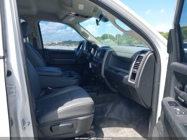 2018 Ram 2500 Tradesman  4x4 6'4 Box მანქანა იყიდება აუქციონზე, vin: 3C6TR5CJ4JG340339, აუქციონის ნომერი: 45549947