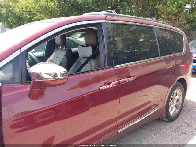 45549959 :رقم المزاد ، 2C4RC1GG2HR588766 vin ، 2017 Chrysler Pacifica Limited مزاد بيع
