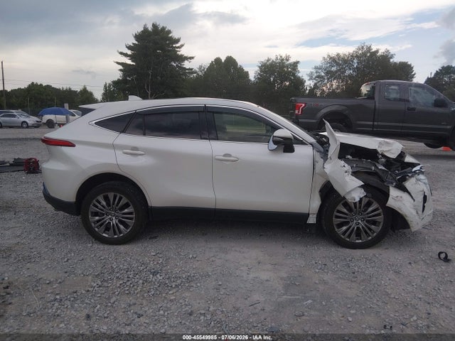 Toyota Venza Limited 2021 JTEAAAAH9MJ059605 Image 13