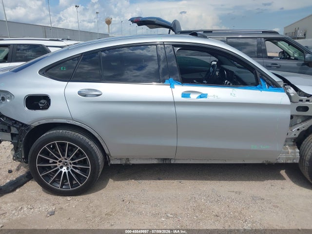 2021 Mercedes-benz Glc 300 Coupe 4matic მანქანა იყიდება აუქციონზე, vin: W1N0J8EB4MF933577, აუქციონის ნომერი: 45549997