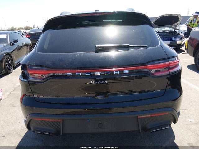 Porsche Macan T 2025 WP1AA2A50SLB01692 Image 16