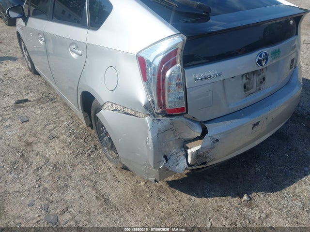 JTDKN3DU9F0426898 Toyota Prius Three