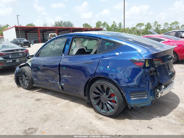 45550043 :رقم المزاد ، 7SAYGDEF1NF562617 vin ، 2022 Tesla Model Y Performance Dual Motor All-wheel Drive مزاد بيع