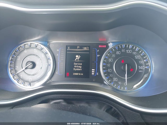 Продажа на аукционе авто 2015 Chrysler 200 Limited, vin: 1C3CCCAB9FN749482, номер лота: 45550064