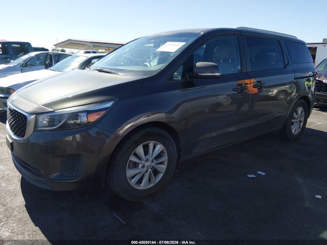 KIA SEDONA LX 2016 KNDMB5C10G6178673 Image 2