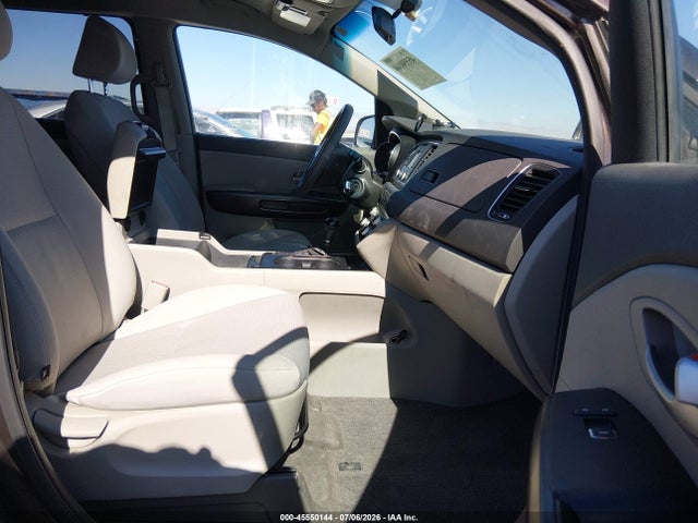 KIA SEDONA LX 2016 KNDMB5C10G6178673 Image 5
