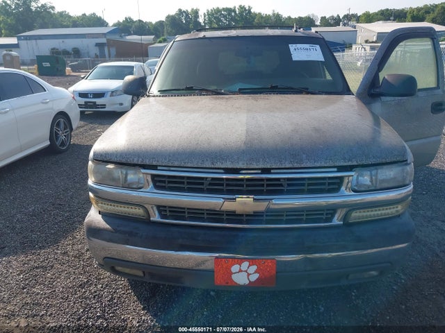 2006 Chevrolet Suburban 1500 Ls მანქანა იყიდება აუქციონზე, vin: 1GNEC16ZX6J170093, აუქციონის ნომერი: 45550171