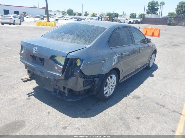 3VW2B7AJ2JM228161 Volkswagen Jetta 1.4t S