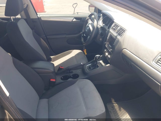 3VW2B7AJ2JM228161 Volkswagen Jetta 1.4t S