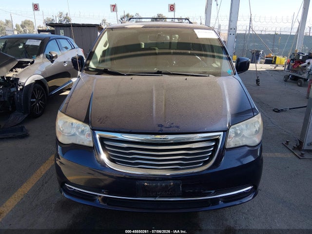 2013 Chrysler Town & Country Touring მანქანა იყიდება აუქციონზე, vin: 2C4RC1BG9DR743198, აუქციონის ნომერი: 45550261