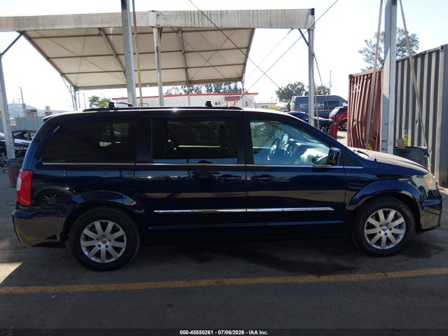 2013 Chrysler Town & Country Touring მანქანა იყიდება აუქციონზე, vin: 2C4RC1BG9DR743198, აუქციონის ნომერი: 45550261