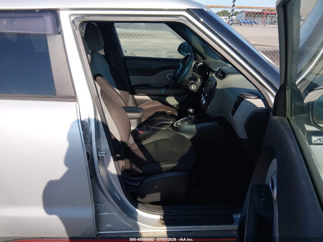 Продажа на аукционе авто 2017 Kia Soul, vin: KNDJN2A20H7458755, номер лота: 45550262