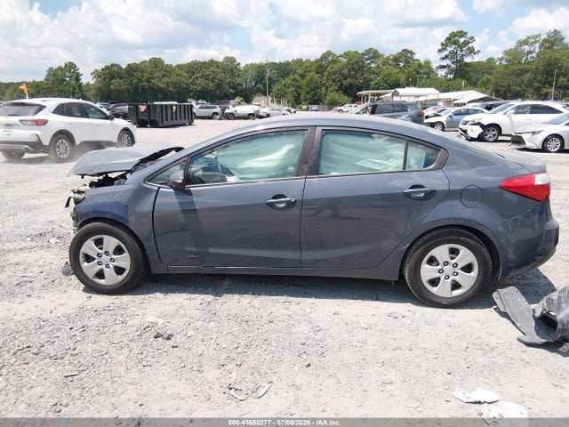 Продажа на аукционе авто 2016 Kia Forte Lx, vin: KNAFX4A63G5520798, номер лота: 45550277