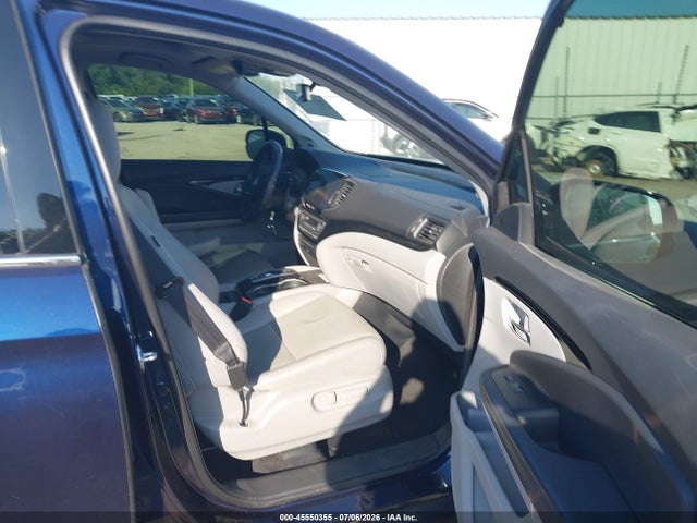 Продажа на аукционе авто 2022 Honda Pilot Awd Elite, vin: 5FNYF6H09NB025674, номер лота: 45550355