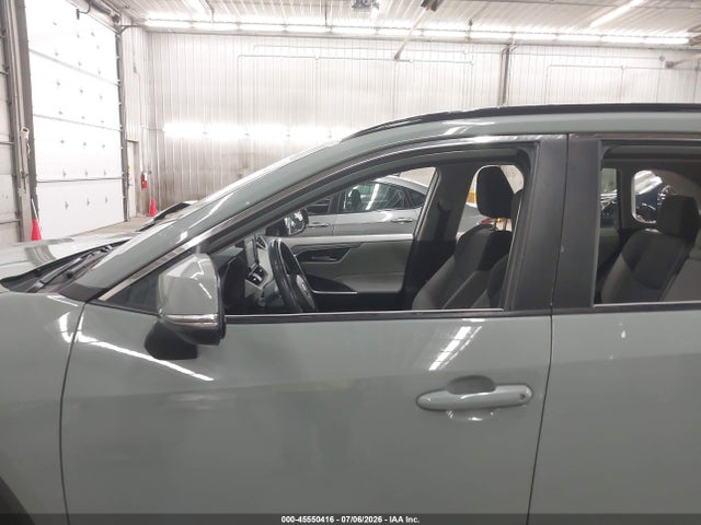 2021 Toyota Rav4 Xle მანქანა იყიდება აუქციონზე, vin: 2T3P1RFV2MW164290, აუქციონის ნომერი: 45550416