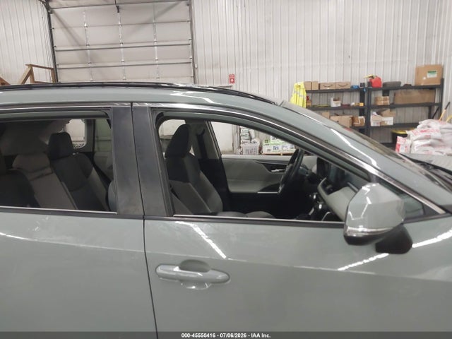 2021 Toyota Rav4 Xle მანქანა იყიდება აუქციონზე, vin: 2T3P1RFV2MW164290, აუქციონის ნომერი: 45550416