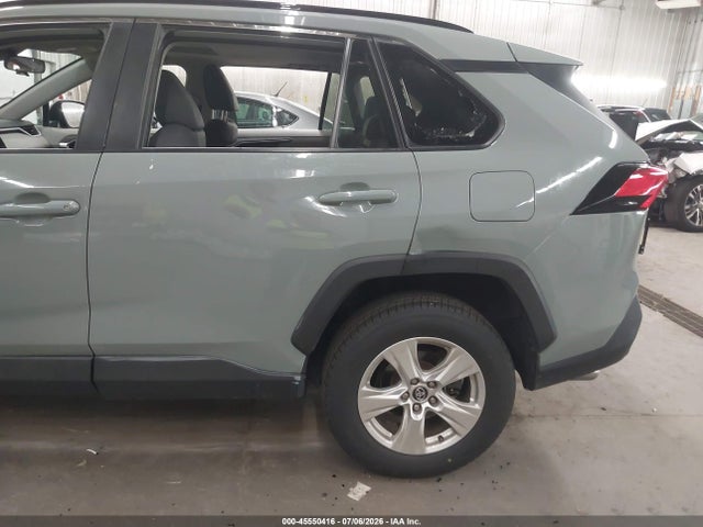 2021 Toyota Rav4 Xle მანქანა იყიდება აუქციონზე, vin: 2T3P1RFV2MW164290, აუქციონის ნომერი: 45550416