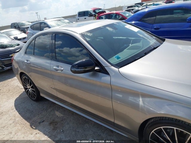 Продажа на аукционе авто 2019 Mercedes-benz C 300, vin: 55SWF8DB8KU312010, номер лота: 45550419